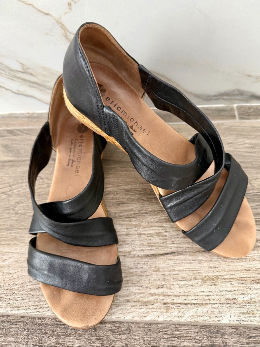 Eric Michael Black Leather Crisscross Wedge Sandals Espadrilles Sz 9